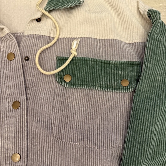 Green and Gray Utility Jacket with Durable Design Colorblock 90’s Distressed - Picture 5 of 11